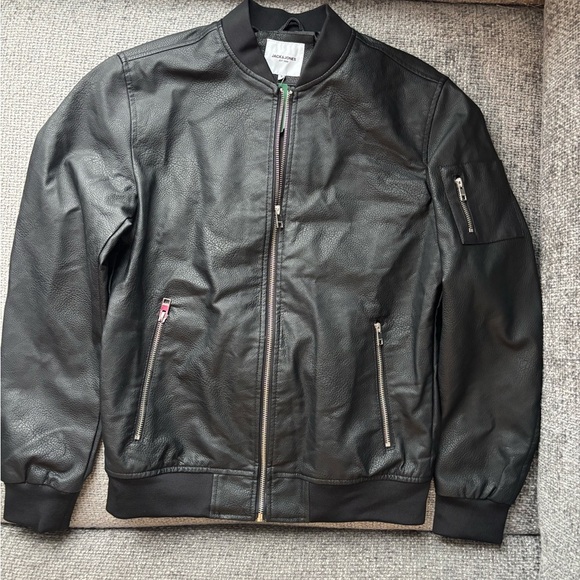 Brand New Jack & Jones Faux Leather Bomber Jacket – Size Small - Picture 8 of 14